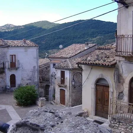 Cosy Stone house in San Benedetto Abruzzo Italy *