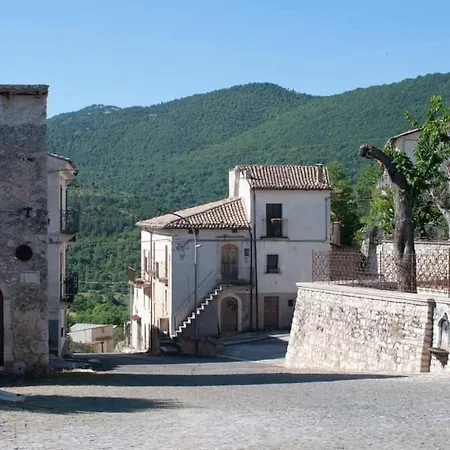 Cosy Stone house in San Benedetto Abruzzo Italy San Benedetto in Perillis