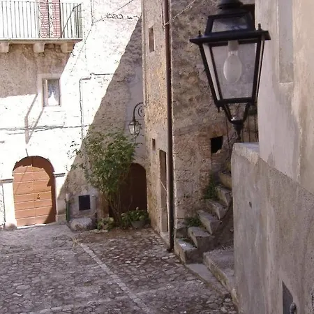 Cosy Stone house in San Benedetto Abruzzo Italy *